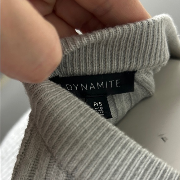 {BNWT} Dynamite Gray Ribbed Crew Neck Sweater - Picture 8 of 10